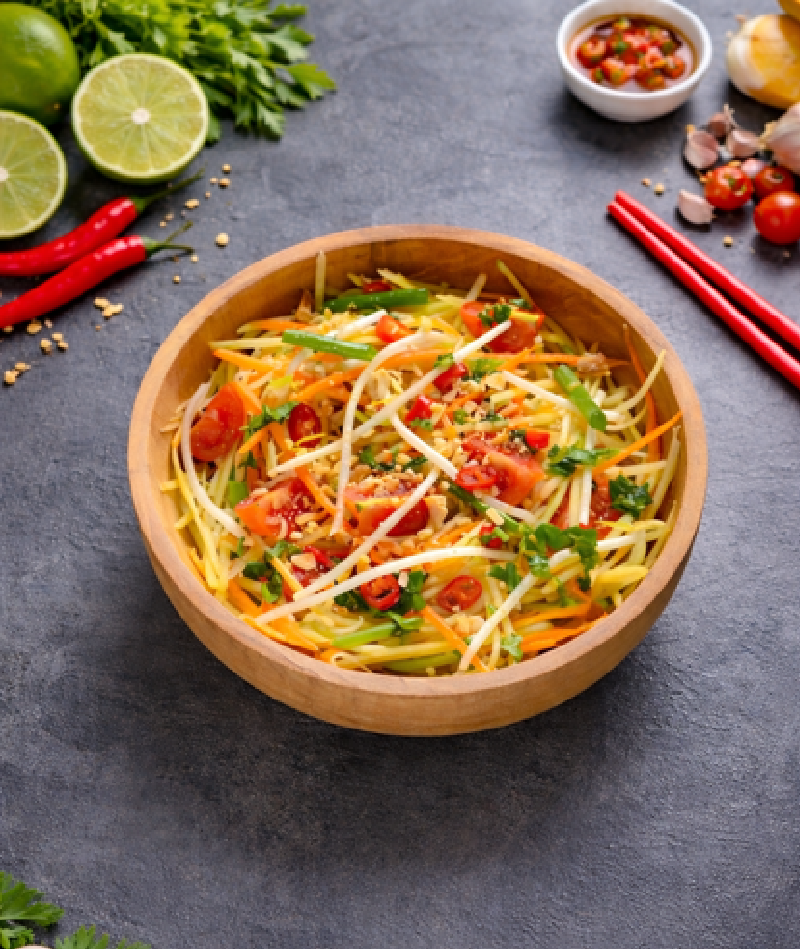 Som Tam (Thai Green Papaya Salad)